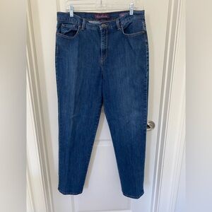 Gloria Vanderbilt  Size 16 Classic Blue Women's Jeans
